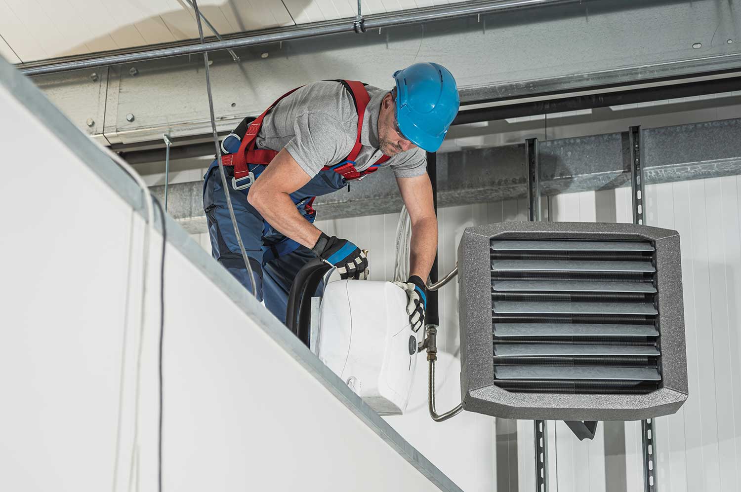 Evaporative Cooler for Outdoor Spaces